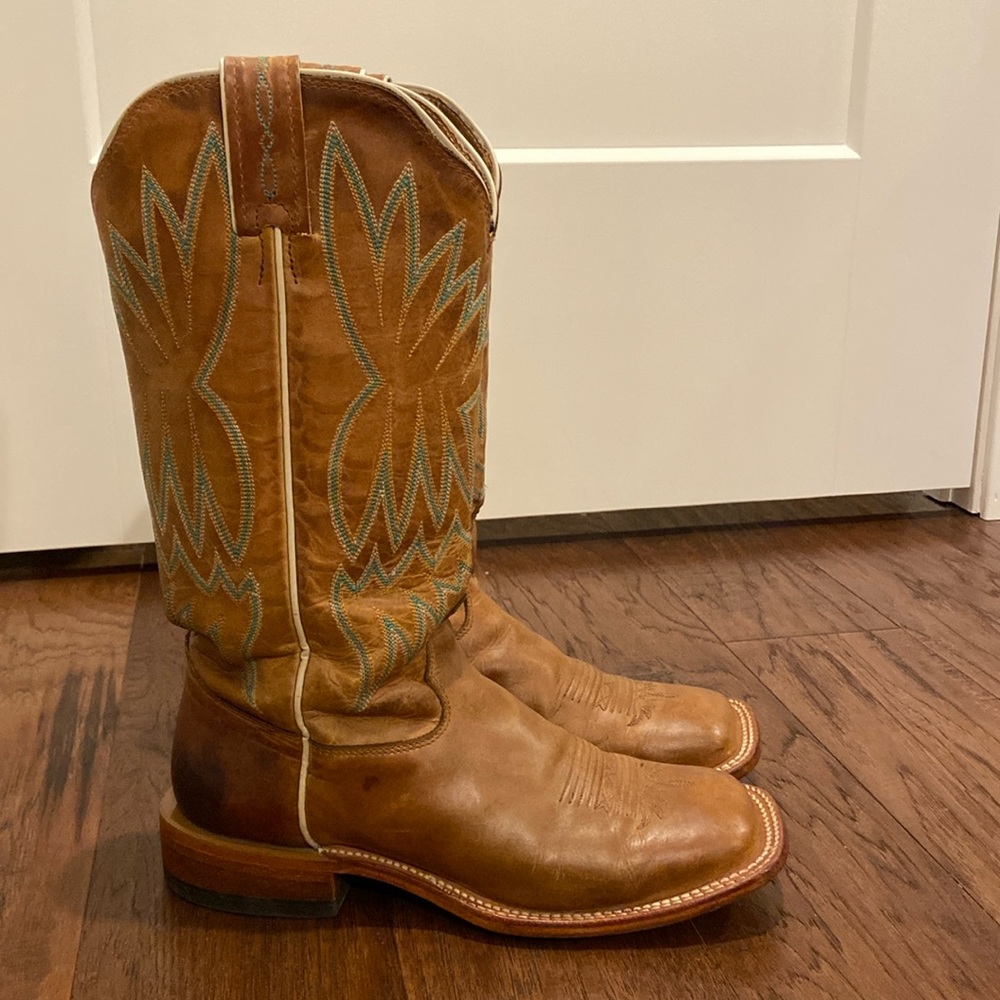 Womens Tony Lama Bent Rail Square Toe Boot- size 7.5